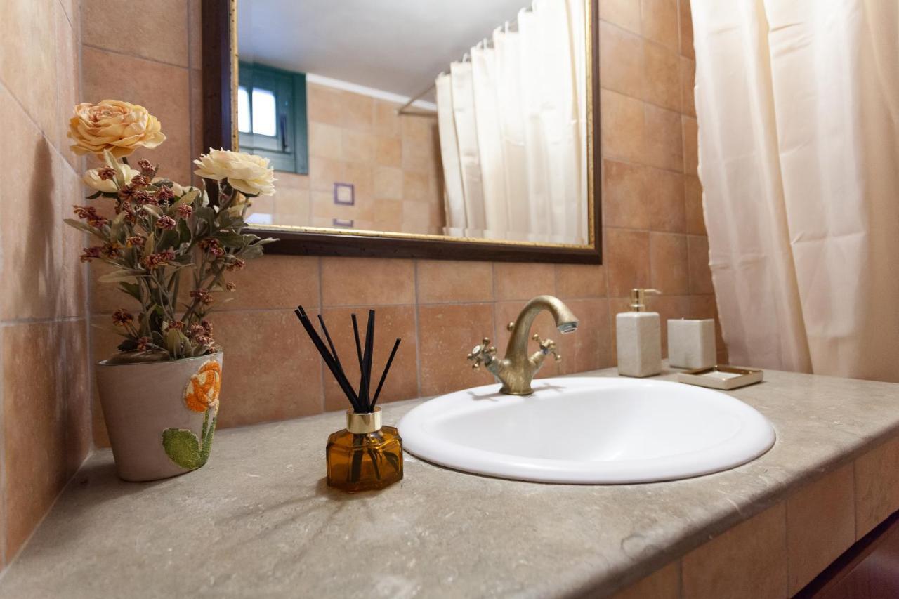 Batu Vacation House Monolithos  Dış mekan fotoğraf