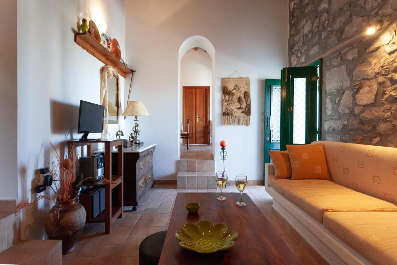Batu Vacation House Monolithos  Dış mekan fotoğraf